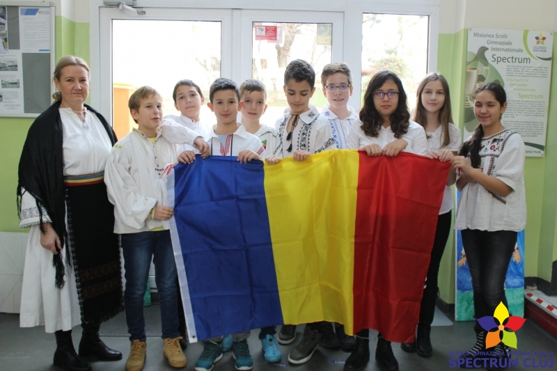 1-decembrie-2018-1 La mulți ani România!
