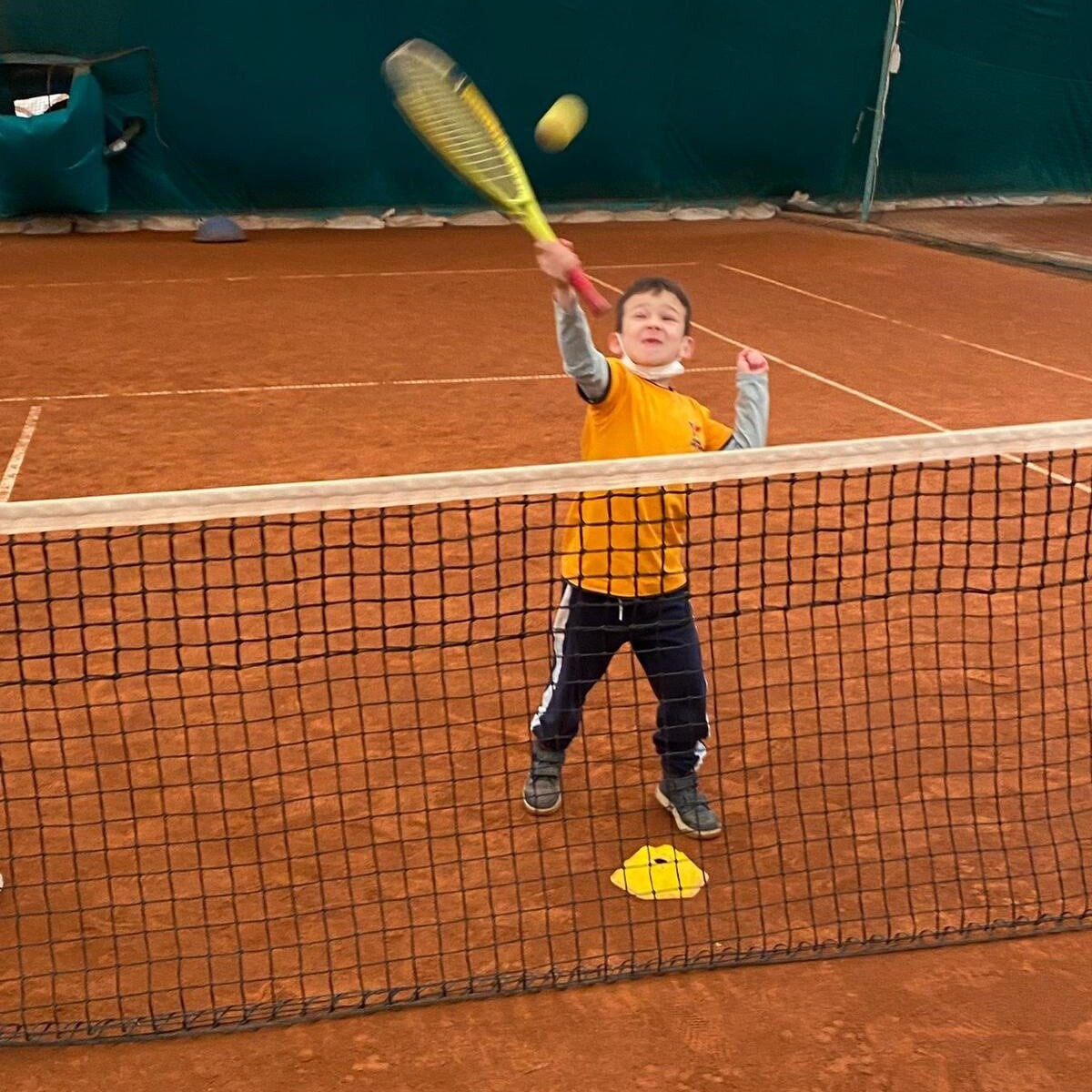 275079080_5058340227544832_4661056493807722150_n-1200x1200 Tenis de câmp
