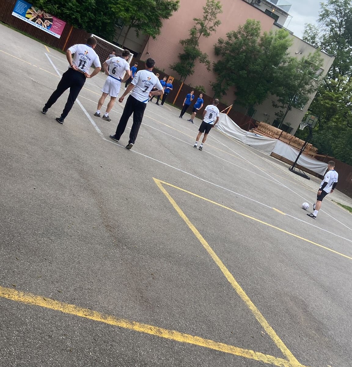 282671593_5294992373879615_5229235011871703880_n-1152x1200 Mare meci, mare! Profesori versus elevi!!!⚽️⚽️⚽️