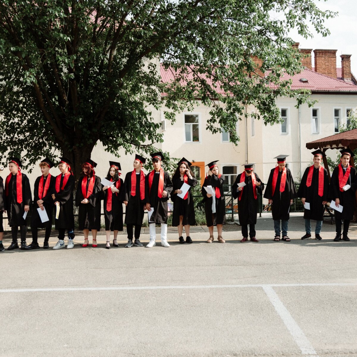 283993579_5324517974260388_3378612206969720147_n-1200x1200 FESTIVITATE 2022 👩🎓🧑🎓👨🎓