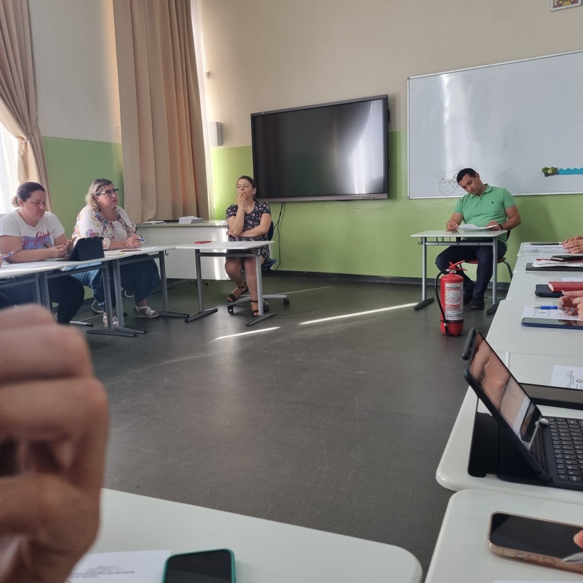 301525660_5555292664516250_1780132612395118845_n-1200x1200 Curs de prevenirea incendiilor